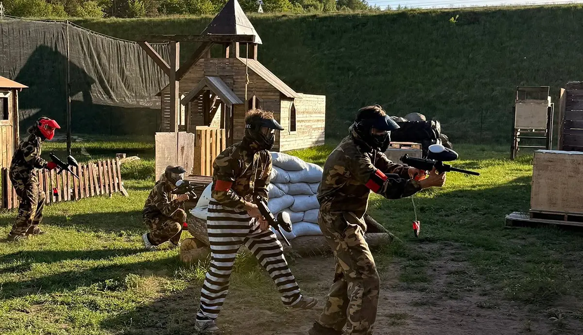 Rozgrywka paintballowa w Rancholandzie